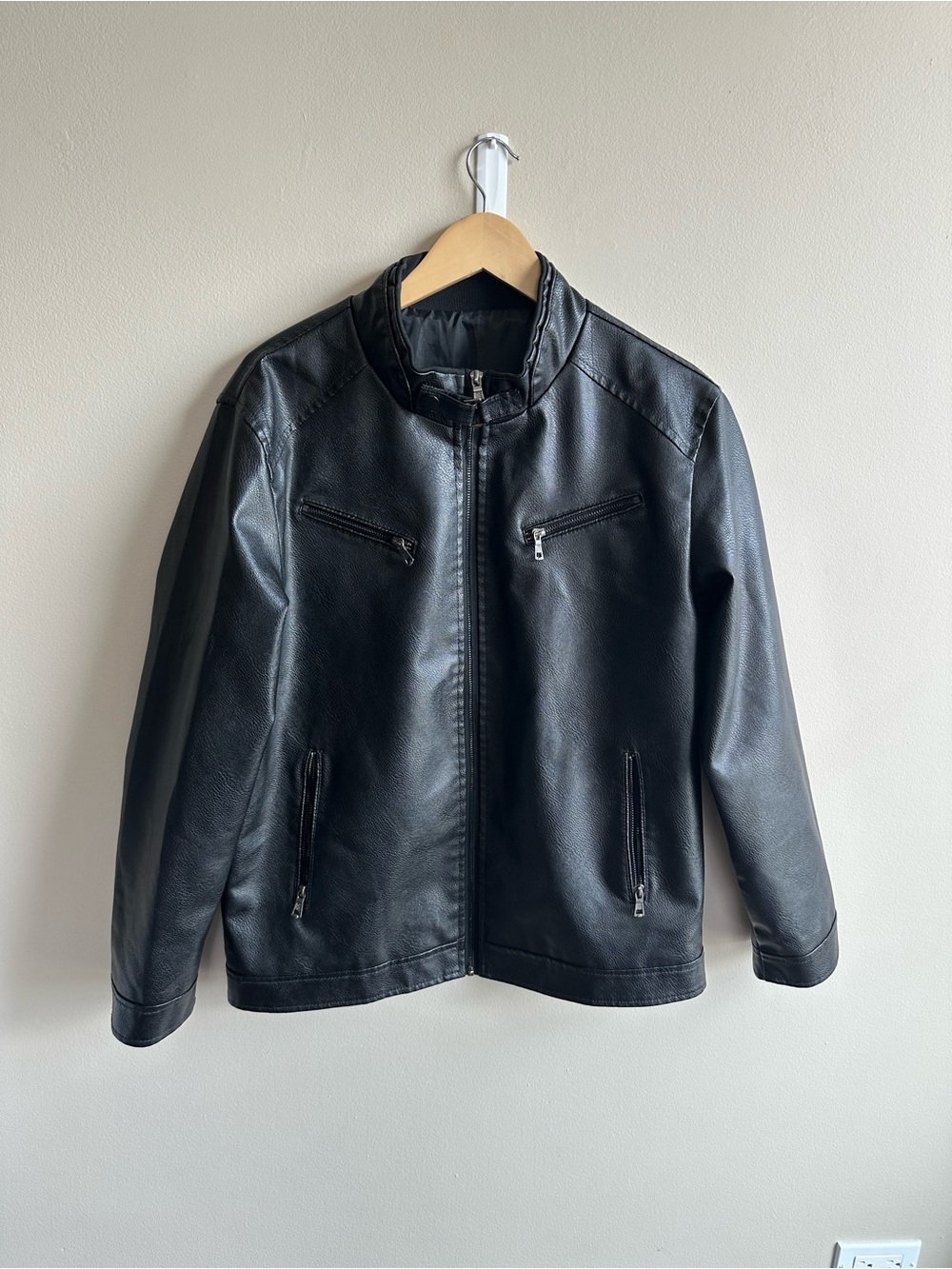 men’s leather jacket